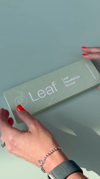 Leaf The Foundation Scissor