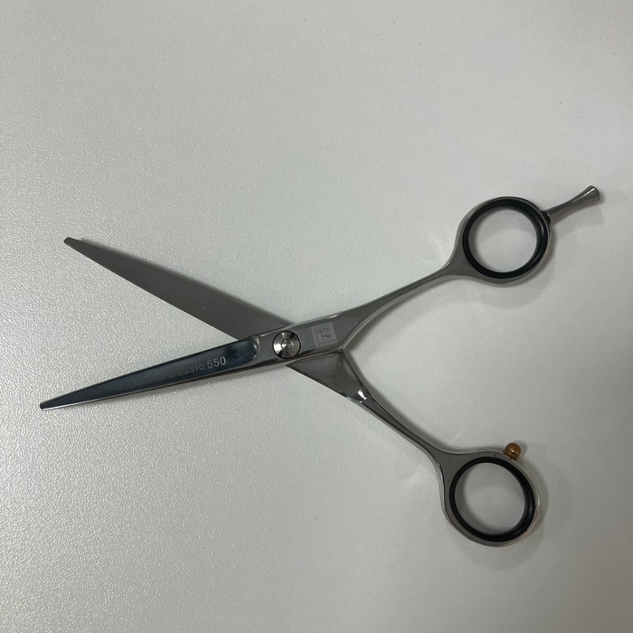 It&ly TRI Essential Classic 5.5" - Ex-Display Scissors