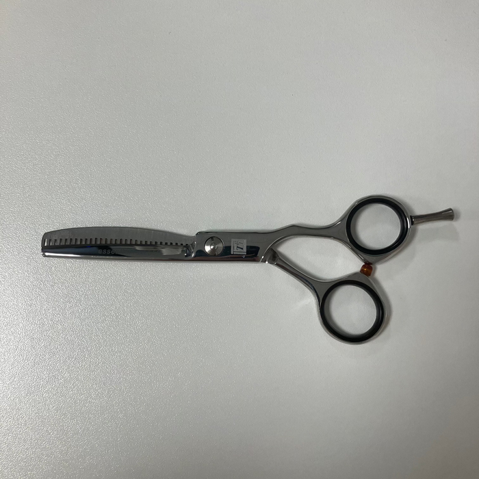 It&ly TRI Essential Texturizer 5.5" - Ex-Display Scissors