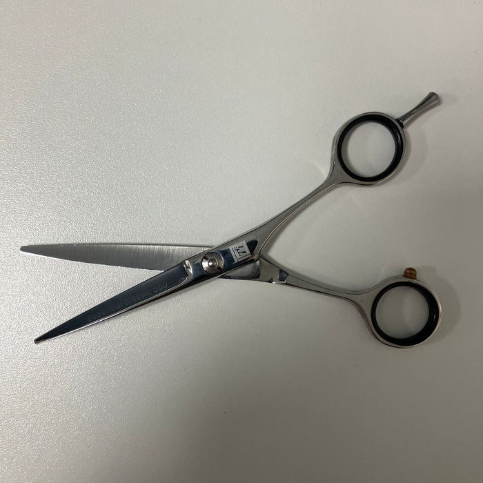 It&ly TRI Essential Classic 5.5" - Ex-Display Scissors