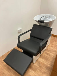 Welonda Belluna Styling Chair & Belluna Wash Ex-Display Package