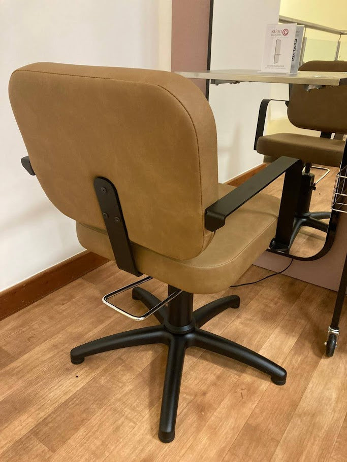 REM Nero Styling Chair Ex-Display