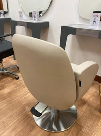 Welonda Vida Styling Chair Ex-Display